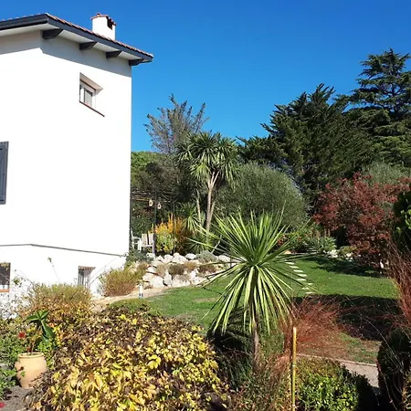 Belle Maison Familiale Avec Piscine Villa